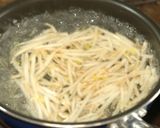 簡単もやしの食べるラー油和え作り方2写真