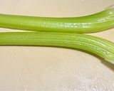 セロリと玉ねぎとスモークサーモンのマリネ作り方3写真