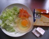 朝ごはん♪チーズとキャベツの卵丼作り方1写真