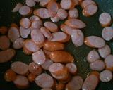 トマト、ソーセージ、コーンの香草炒め作り方2写真