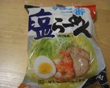 簡単！インスタントラーメンでトマト麺♪作り方1写真