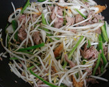 焼き肉のたれで★簡単焼きうどん作り方2写真