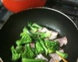 簡単♫フォンドヴォー醤油のレタスパスタ作り方4写真