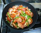 白だし+豆板醤で、トマトのピリ辛炒め作り方3写真