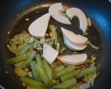 ホタルイカと春野菜の塩辛パスタ作り方3写真