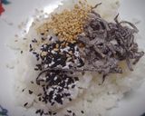 ごまたっぷり♪と塩昆布のおにぎり作り方1写真
