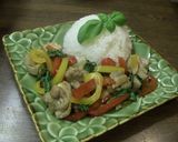 パパッと♪鶏肉とパプリカのバジル炒め作り方5写真