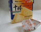 十勝スマートチーズと鮭の簡単プチ丼作り方1写真