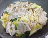 豚バラ野菜のフライパン蒸し作り方3写真