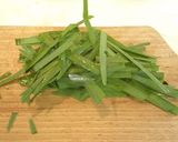 スタミナ満点！！鶏肝のレバニラ炒め作り方2写真