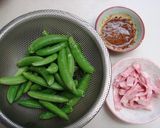 スナップエンドウ＆ﾍﾞｰｺﾝの粒マス炒め作り方1写真