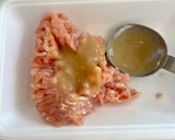 かぶと鶏ひき肉のオイスター炒め作り方1写真