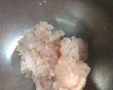ふわふわ鶏団子と烏賊のオイスターソース炒め作り方4写真
