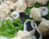 ふわふわ鶏団子と烏賊のオイスターソース炒め作り方12写真