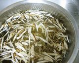素朴なお味＊＊ごぼうご飯＊＊作り方1写真