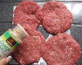 夏の休日ランチはこれ！自家製ハンバーガー作り方4写真