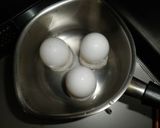 おうちラーメンのための味付け煮玉子作り方4写真