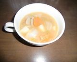 型ぬき人参入り、根菜と新キャベツの味噌汁作り方4写真
