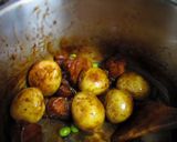 新じゃがと豚肉の照り煮作り方6写真