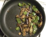 茄子とピーマン挽肉炒め作り方4写真