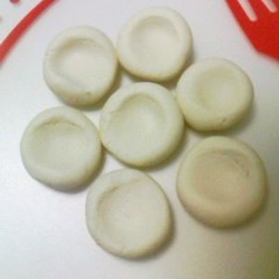 弾力のない白玉 6d9b00268091c52ecb1e053a54a14c