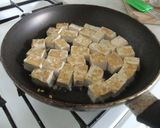豆腐とトマトのオリーブポン酢サラダ作り方3写真
