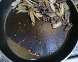 学校給食の牛肉とごぼうのソテー✽作り方4写真