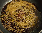 豚こま切れ肉の甘辛ごま醤油だれ焼き作り方2写真