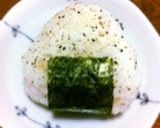 ＊塩コショウおにぎり＊作り方2写真