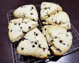 生クリーム入りいちごのチョコスコーン作り方1写真