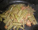 超簡単、ふき、鯖缶炒め煮作り方4写真