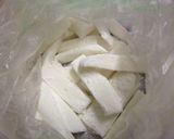 はんぺんと夏野菜の胡麻もずく酢和え作り方1写真