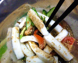 はんぺんと夏野菜の胡麻もずく酢和え作り方6写真