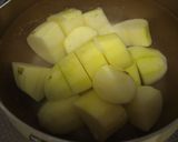 韓国風牛すじ肉じゃが作り方6写真
