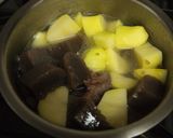 韓国風牛すじ肉じゃが作り方7写真