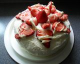 ホワイトチョコクリームのバースデーケーキ作り方10写真