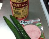 キュウリとハムの中華炒め作り方1写真