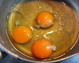 食べ応えあり♪ふわふわニラ卵汁作り方1写真