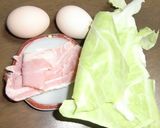 朝ごはん♪キャベツとベーコンの卵巻き作り方1写真