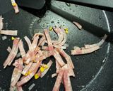 香ばしい！かぼちゃとベーコンのガーリック炒め作り方4写真