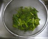 ウドと三つ葉のクルミ味噌和え～♪作り方6写真