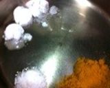 黄色の味付け卵(カレー味)作り方2写真