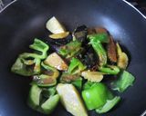 ナスとピーマンの辛味噌炒め作り方4写真