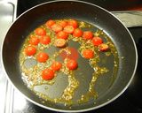 ミニトマトとバジルのペペロンチーノ作り方3写真