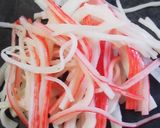 お弁当に♪かにかまの味噌マヨ和え作り方1写真