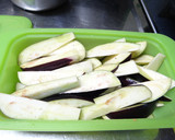 牛薄切り肉と夏野菜の中華味噌炒め作り方1写真