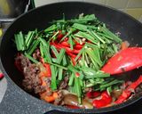 牛薄切り肉と夏野菜の中華味噌炒め作り方4写真
