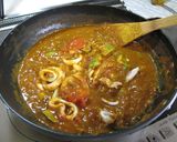 夏に食べたいトマトカレー　（いか）作り方5写真