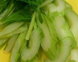 タコとセロリのアーリオオーリオ☆作り方1写真