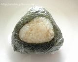 【キャラ弁】くり抜きスヌーピーのおにぎり作り方4写真